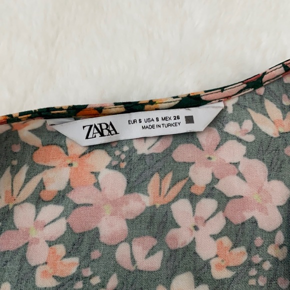 Zara viscose green floral midi dress - Picture 4 of 7